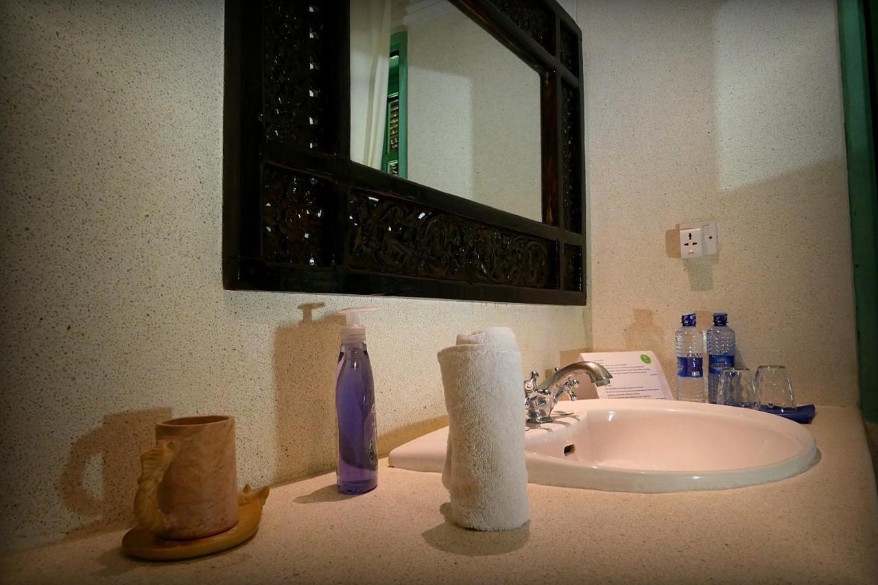 Nyumba Ya Paka Boutique Hotel Malindi Esterno foto
