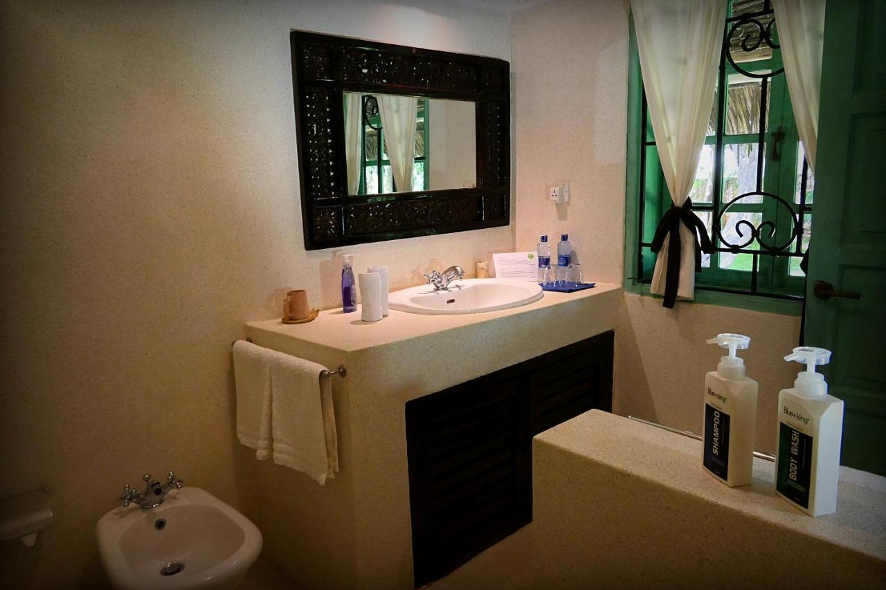 Nyumba Ya Paka Boutique Hotel Malindi Esterno foto